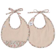 Set van 2 newborn slabbetjes