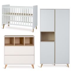 Loft babykamer: bed 60 x 120 cm + commode + kledingkast 3 deuren