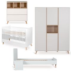 Loft babykamer: bed 70 x 140 cm commode + kledingkast XL 4 deuren + Junior kit