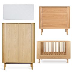 Yume babykamer: bed 70 x 140 cm + matras + commode 3 lades + kledingkast vlakke deuren