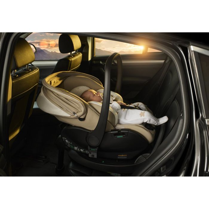 First Seat Recline i-Size autostoel
