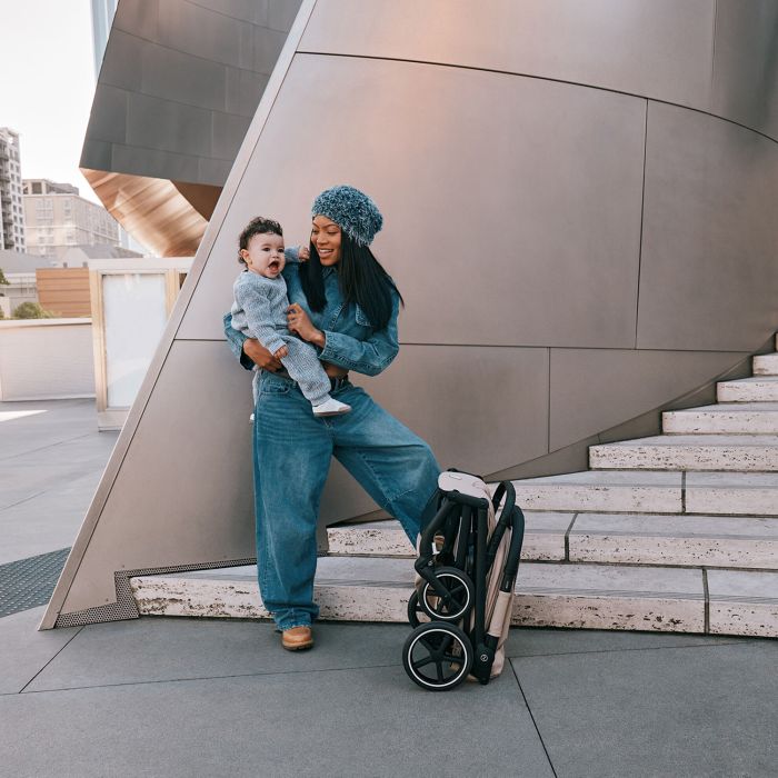Beezy 4 kinderwagen