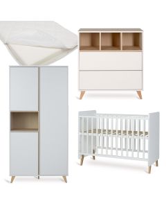 Loft babykamer: bed 60 x 120 cm + matras + commode + kledingkast 3 deuren