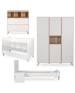 Loft babykamer: bed 70 x 140 cm commode + kledingkast XL 4 deuren + Junior kit