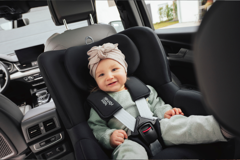 baby in autostoel